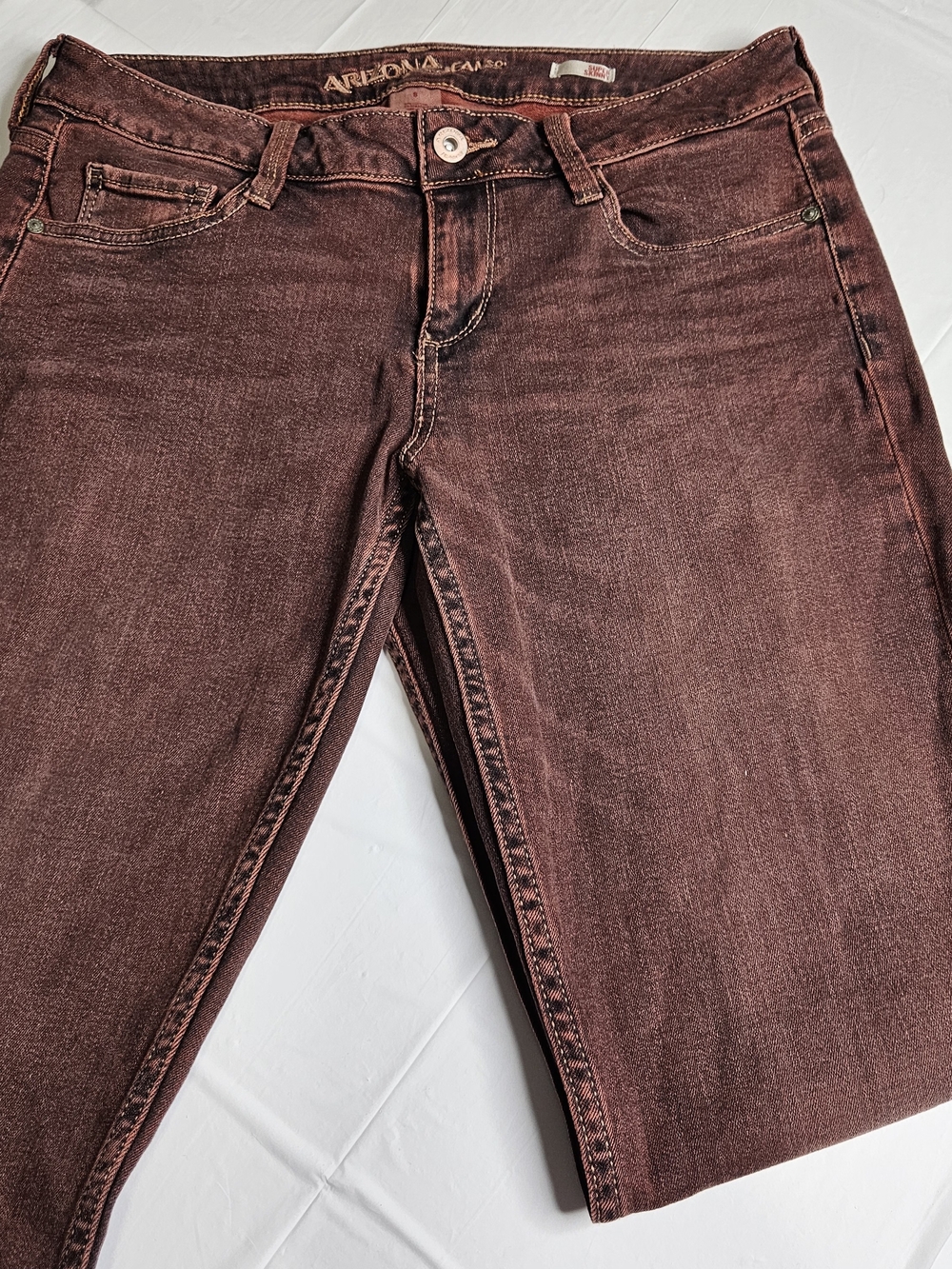 Arizona Jean Company Women's High-Rise Skinny Jeans Size 9 - Wine